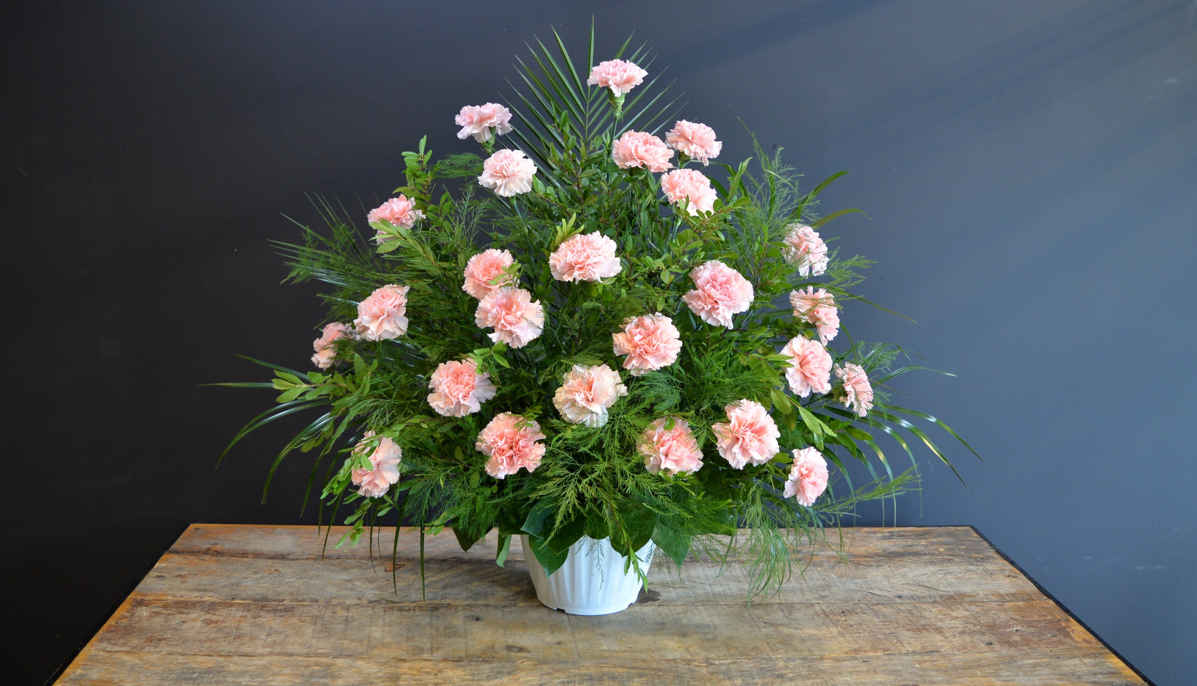 Boutique Funeral Carnation 24 Pink 