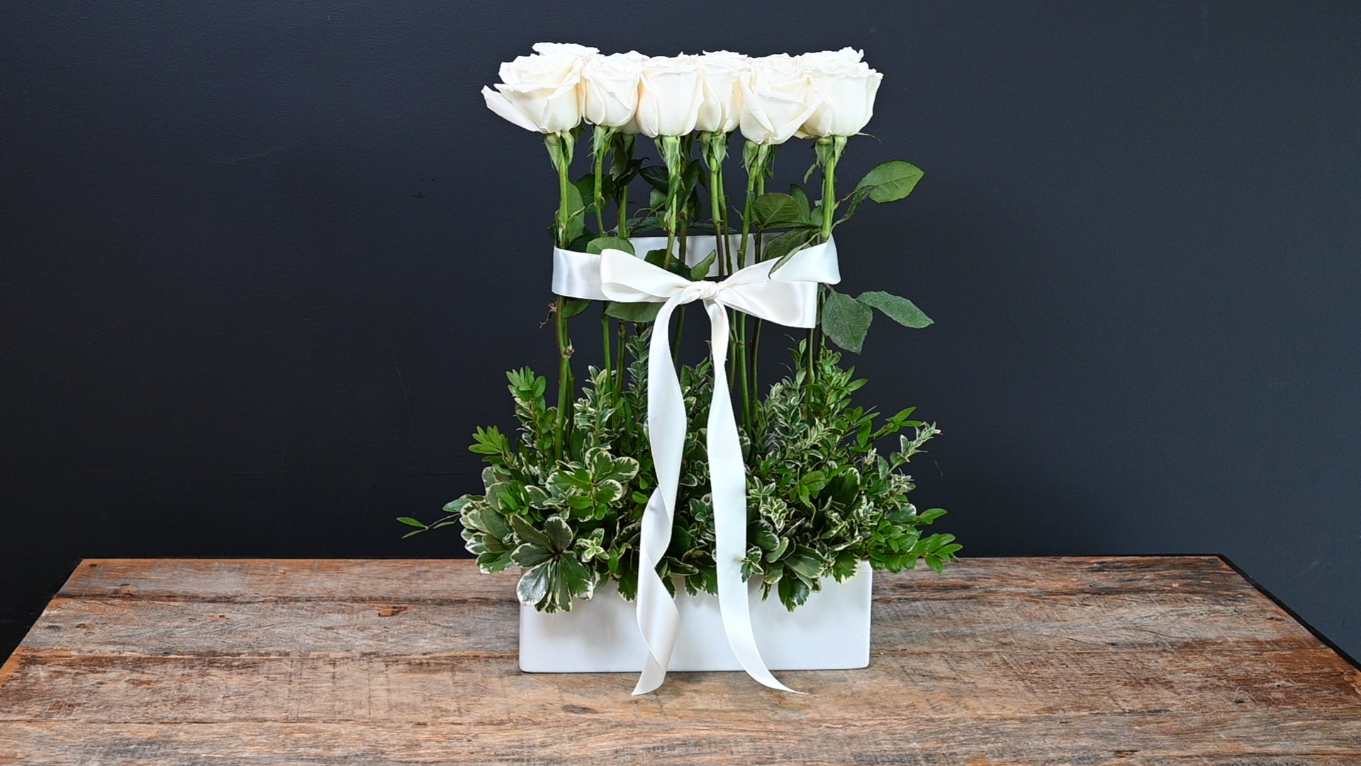 1 BOUTIQUE ROSE HEDGE LOW PROFILE 